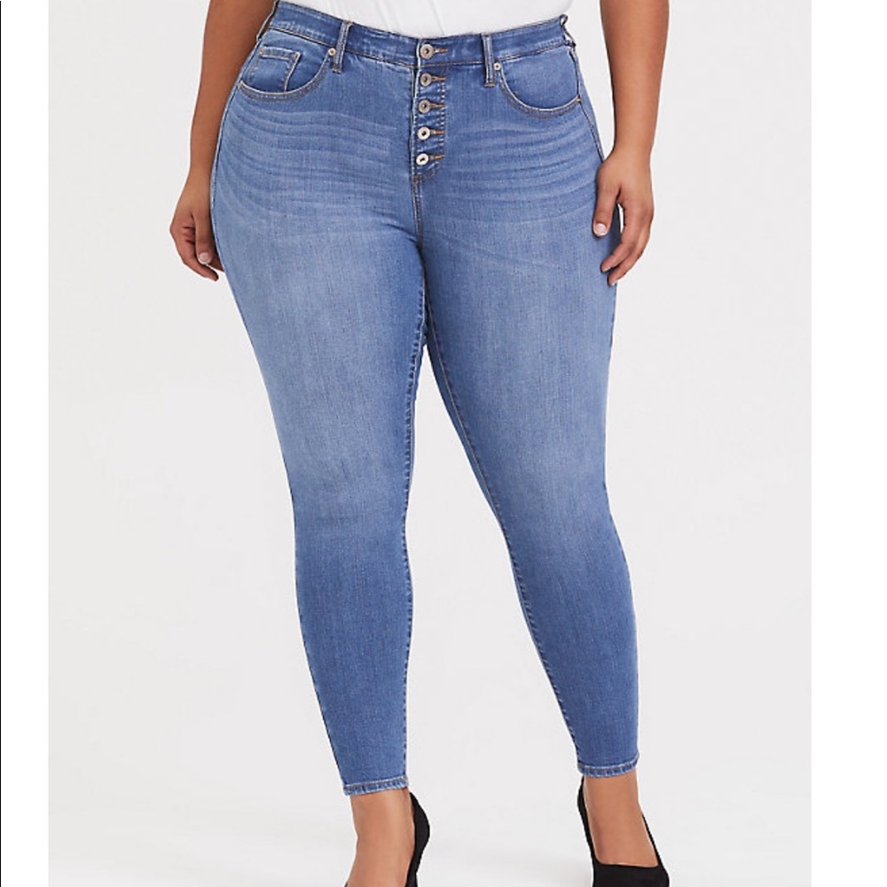 Torrid Skyhigh skinny jean